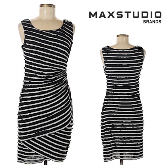 Max Studio | Ruffle dress - Picture 2 of 8
